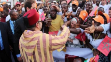 السلطات العمومية بالمملكة تنفي بشكل قاطع ما تم تداوله بشأن منع تنقل المهاجرين الأفارقة داخل التراب الوطني وشركات النقل بالعيون تصدر بلاغات توضيحية..التفاصيل