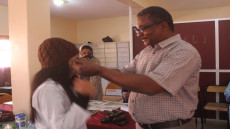 بالفيديو جمعية آباء وأمهات وأولياء التلاميذ الثانوية التأهيلية الساقية الحمراء تخلق الحدث ببرامج الدعم الاجتماعي.