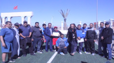 بالفيديو ….لاعبي حي عين الرحمة يكرمون استاذهم ولاعب نهضة طانطان سابقا