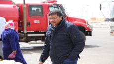 سيداتي بنمسعود رئيس جماعة الدشيرة يقدم المساعدات الغذائية والمواد الأولية على ساكنة الجماعة