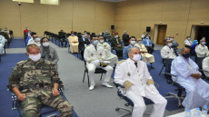 عامل اقليم سيدي إفني يترأس حفل الإنصات للخطاب الملكي السامي.