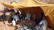 بالصور اعتصام عرش لعبيدات بمنطقة اخنيك مسعود جماعة تلمزون