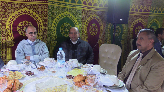 بالفيديو حفل افطار 265 نزيل ونزيلة ونزلاء افارقة من دول جنوب الصحراءبالسجن المحلي بالعيون وتوزيع ملابس