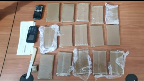 الغيون:توقيف شخص لاشتباه تورطه في قضية تتعلق بالحيازة والاتجار في مخدر الشيرا، ومبحوث عنه.