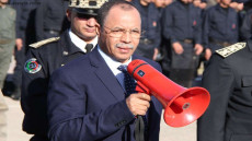 عاجل:توقيف شخص عرّض أمن المواطنين وسلامة عناصر الشرطة لاعتداء جدي وخطير باستعمال أدوات راضة وعن طريق الرشق بالحجارة.