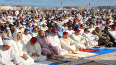 سيدي إفني: عامل الاقليم يترأس مراسيم صلاة عيد الفطر,