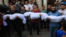 المرصد الأورومتوسطي إسرائيل تقتل مئة طفل يوميا في قطاع غزة منذ بدء هجماتها الجوية