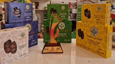 Golden Palmiers التابعة ل DERHEM Holding تحصلت على جائزة الإستحقاق كأحسن وحدة إنتاجية فلاحية في سلسلة التمّور بالمغرب