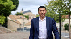 المغربي عثمان نصرو أصغر وزير في الحكومة الفرنسية الجديدة