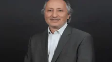 تنصيب وزير التعليم الجديد صاحب شركة لصناعة الحلويات يثير سخرية المغاربة