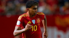 الدولي لامين يامال في أول تعليق له بعد استبعاده من منتخب إسبانيا