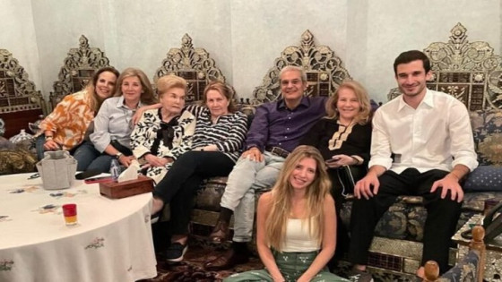 الأمير مولاي هشام يعبر عن سعادته بعد حلول والدته وأقاربه بالمغرب بتدخل ملكي