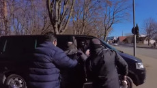 رجل أعمال شهير بطنجة يتعرض للإختطاف من داخل سيارته.. وعصابة تطالب بفدية لاطلاق سراحه