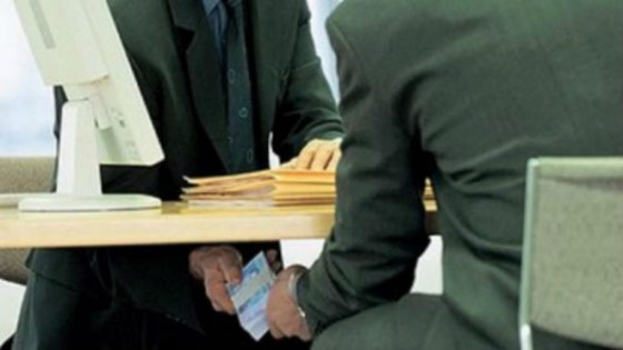 ”الماستر مقابل المال” يقود أستاذا جامعيا بمراكش إلى سجن الأوداية
