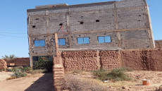 البناء العشوائي تعود بصيغ جديدة: التوسع غير القانوني يهدد هوية النسيج الحضري رغم جهود القضاء على الصفيح