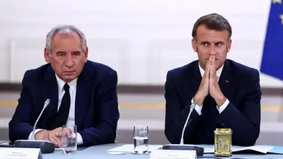 إستقالة حكومة بايرو سابقة تاريخية بفرنسا