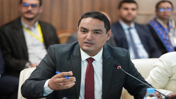 المستشار البرلماني “خليهن الكرش” يسائل وزيرة المالية حول استمرار ارتفاع أسعار المحروقات رغم تراجع “الخام” عالمياً