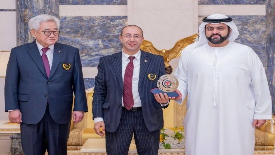 في قلب الفجيرة.. تكريم إماراتي رفيع للمغربي إدريس الهلالي تقديراً لإسهاماته في رياضة التايكوندو  