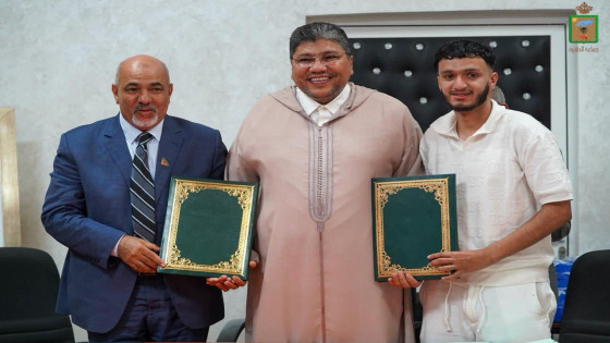 جماعة الدشيرة تعزز القطاع الرياضي بتوقيع اتفاقيات دعم وتوزيع معدات لفائدة أندية محلية